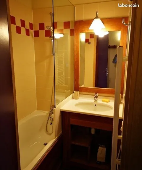 Salle de bain de l’appartement